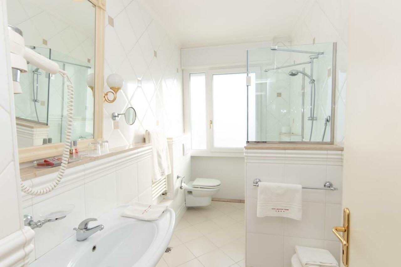 Hotel Universal Terme 4*